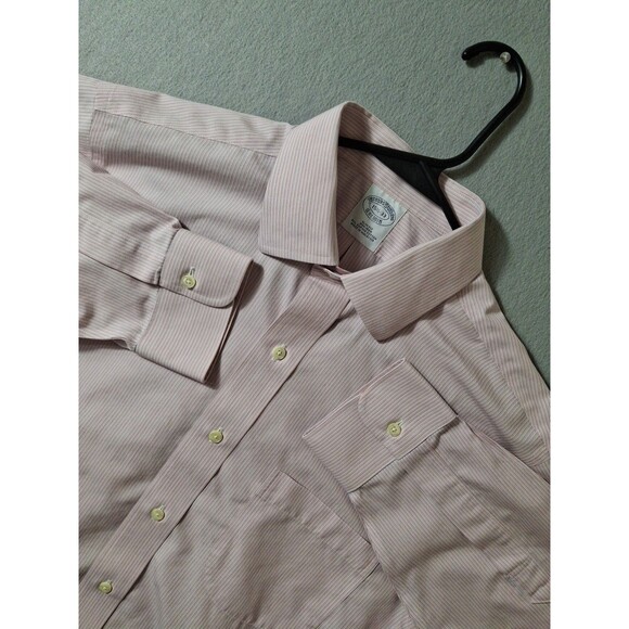 Brooks Brothers Dress Shirt Men 15.5 33 Button Up Pink Stripes Business Slim Fit - Picture 1 of 7